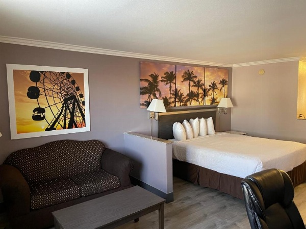 Days Inn by Wyndham Indio image 6
